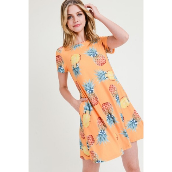 Women's Pineapple Print Fit and Flare Summer Dress - Picture 3 of 8